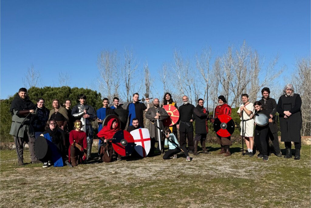 Membres de Palau Medieval en un entrenament de Softcombat